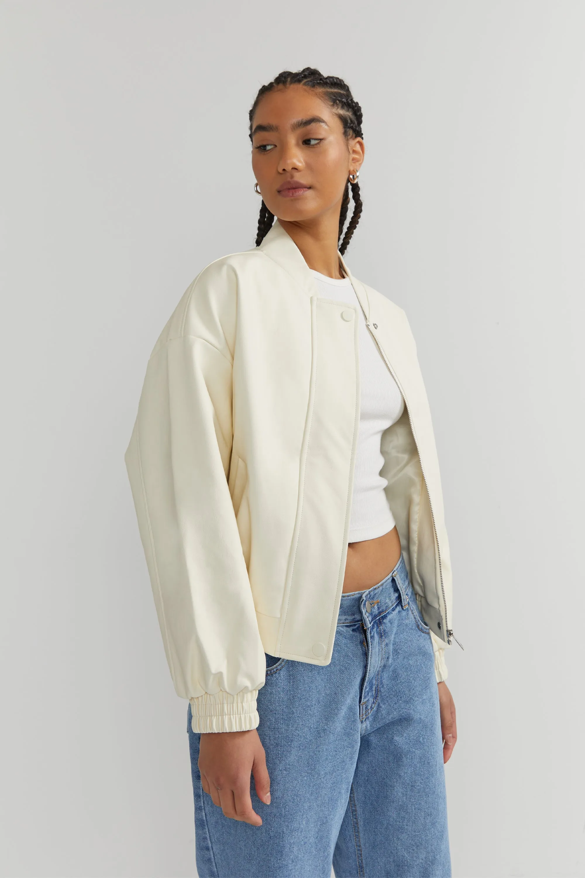 OVERSIZED VEGAN LEATHER BOMBER