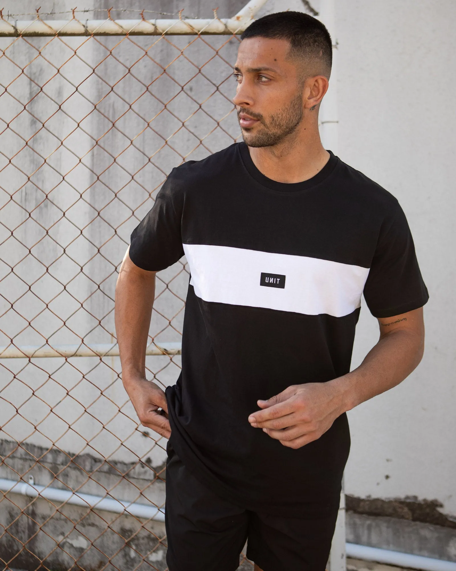 UNIT Vert Mens Tee